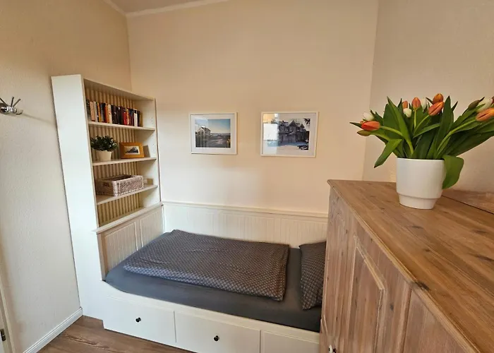 In Schlossnaehe Schwerin (Mecklenburg-Vorpommern)